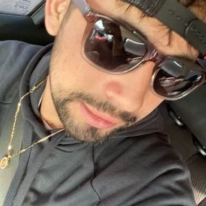 Meet your Posher, Jesús alberto